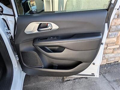 2026 Chrysler Pacifica Limited   - Photo 30 - Bountiful, UT 84010