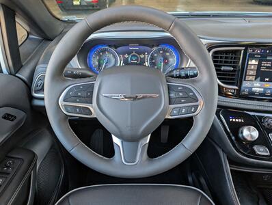 2026 Chrysler Pacifica Limited - Photo 19 - Bountiful, UT 84010