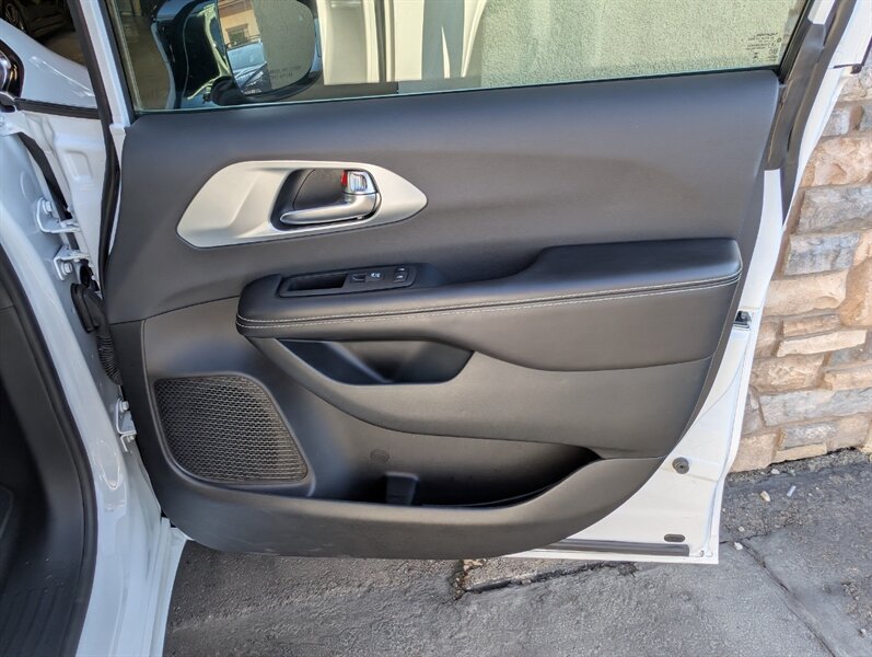 2026 Chrysler Pacifica Limited - Photo 30 - Bountiful, UT 84010