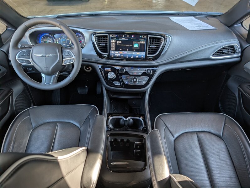 2026 Chrysler Pacifica Limited - Photo 3 - Bountiful, UT 84010