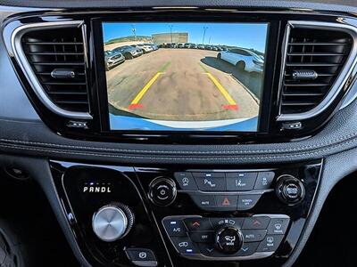 2026 Chrysler Pacifica Limited   - Photo 24 - Bountiful, UT 84010