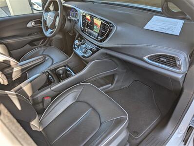 2026 Chrysler Pacifica Limited - Photo 4 - Bountiful, UT 84010