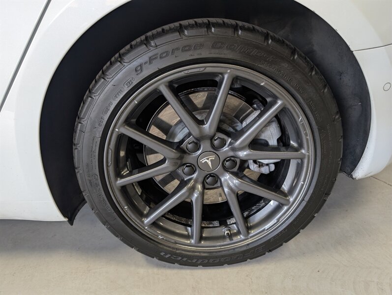 2020 Tesla Model 3 Long Range - Photo 14 - Bountiful, UT 84010