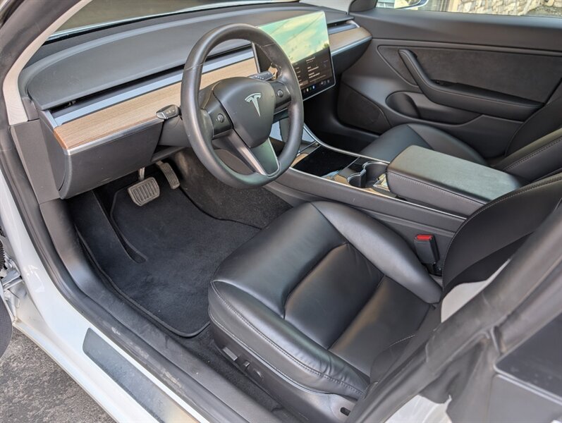 2020 Tesla Model 3 Long Range - Photo 2 - Bountiful, UT 84010
