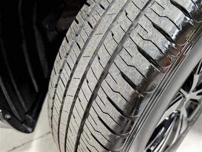 2024 Toyota RAV4 Hybrid XSE   - Photo 16 - Bountiful, UT 84010