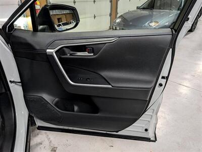 2024 Toyota RAV4 Hybrid XSE   - Photo 30 - Bountiful, UT 84010