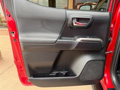 2019 Toyota Tacoma TRD Off-Road   - Photo 41 - St. George, UT 84770-2625