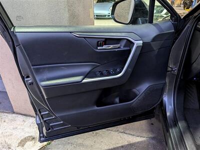 2022 Toyota RAV4 Hybrid XLE   - Photo 18 - Bountiful, UT 84010