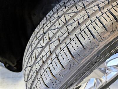 2022 Toyota RAV4 Hybrid XLE   - Photo 16 - Bountiful, UT 84010