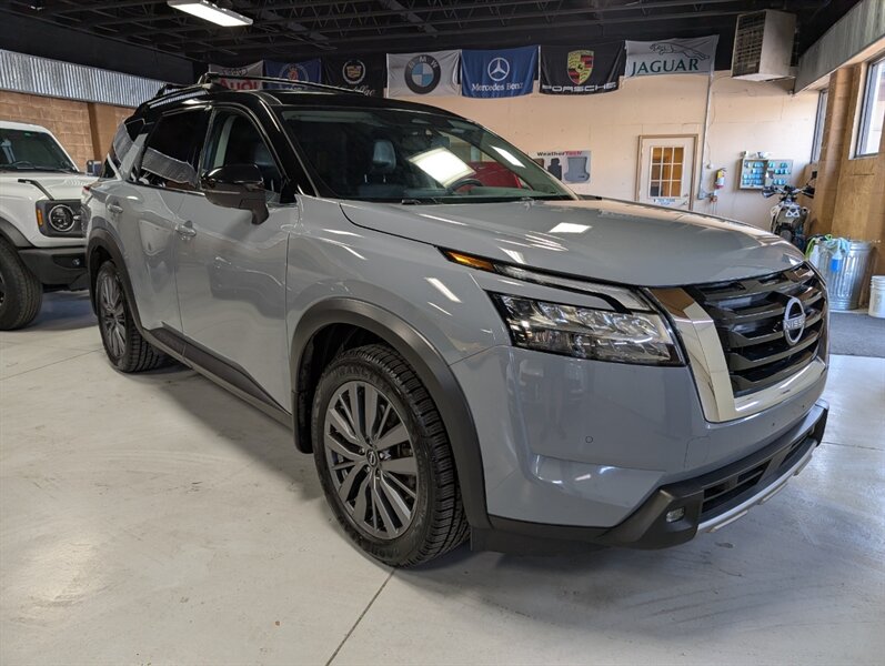 2022 Nissan Pathfinder SL - Photo 1 - Bountiful, UT 84010