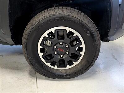 2025 Toyota Tacoma TRD Off-Road   - Photo 13 - Bountiful, UT 84010
