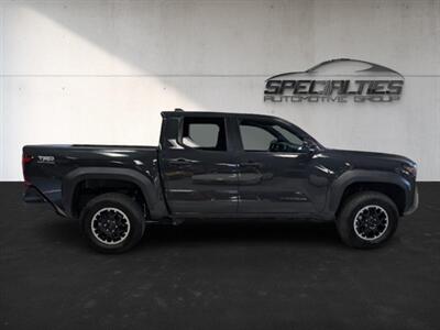 2025 Toyota Tacoma TRD Off-Road   - Photo 12 - Bountiful, UT 84010