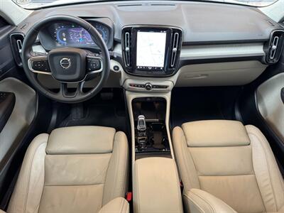2023 Volvo XC40 B5 Plus Bright Theme   - Photo 5 - St. George, UT 84770-2625