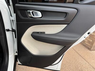 2023 Volvo XC40 B5 Plus Bright Theme   - Photo 52 - St. George, UT 84770-2625