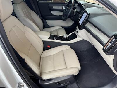 2023 Volvo XC40 B5 Plus Bright Theme   - Photo 13 - St. George, UT 84770-2625