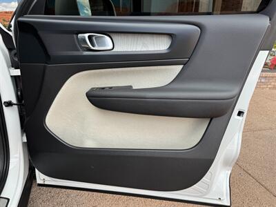 2023 Volvo XC40 B5 Plus Bright Theme   - Photo 53 - St. George, UT 84770-2625