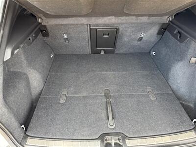 2023 Volvo XC40 B5 Plus Bright Theme   - Photo 41 - St. George, UT 84770-2625