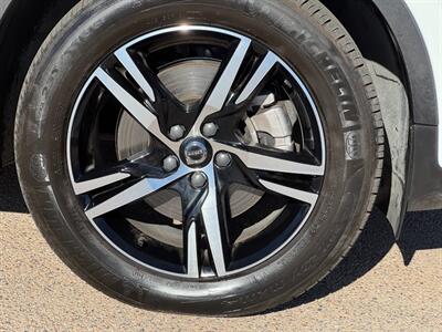 2023 Volvo XC40 B5 Plus Bright Theme   - Photo 36 - St. George, UT 84770-2625