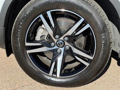 2023 Volvo XC40 B5 Plus Bright Theme   - Photo 37 - St. George, UT 84770-2625