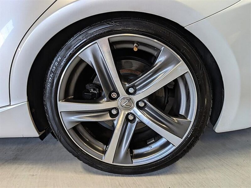 2017 Lexus IS 300 AWD - Photo 14 - Bountiful, UT 84010