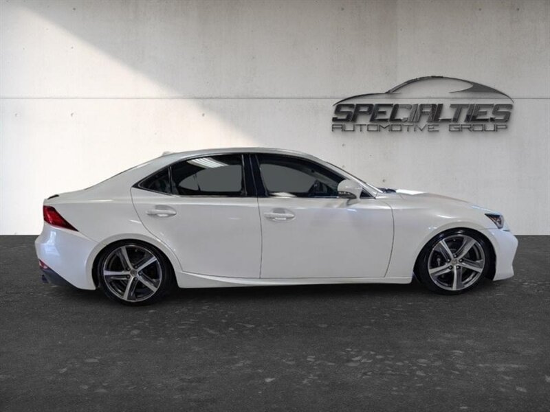 2017 Lexus IS 300 AWD - Photo 11 - Bountiful, UT 84010