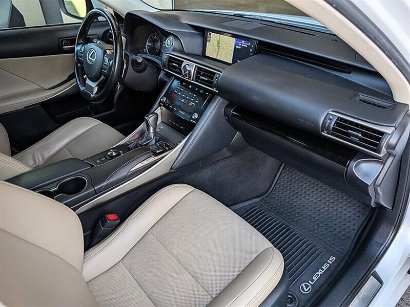 2017 Lexus IS 300 AWD - Photo 4 - Bountiful, UT 84010