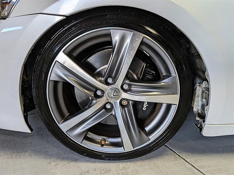 2017 Lexus IS 300 AWD - Photo 15 - Bountiful, UT 84010