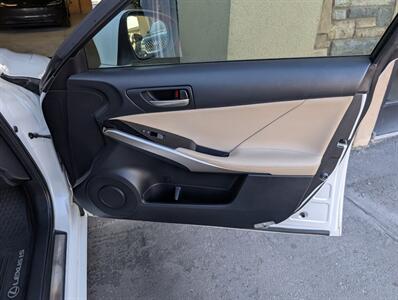 2017 Lexus IS 300 AWD   - Photo 29 - Bountiful, UT 84010