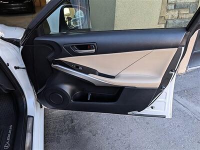 2017 Lexus IS 300 AWD - Photo 29 - Bountiful, UT 84010