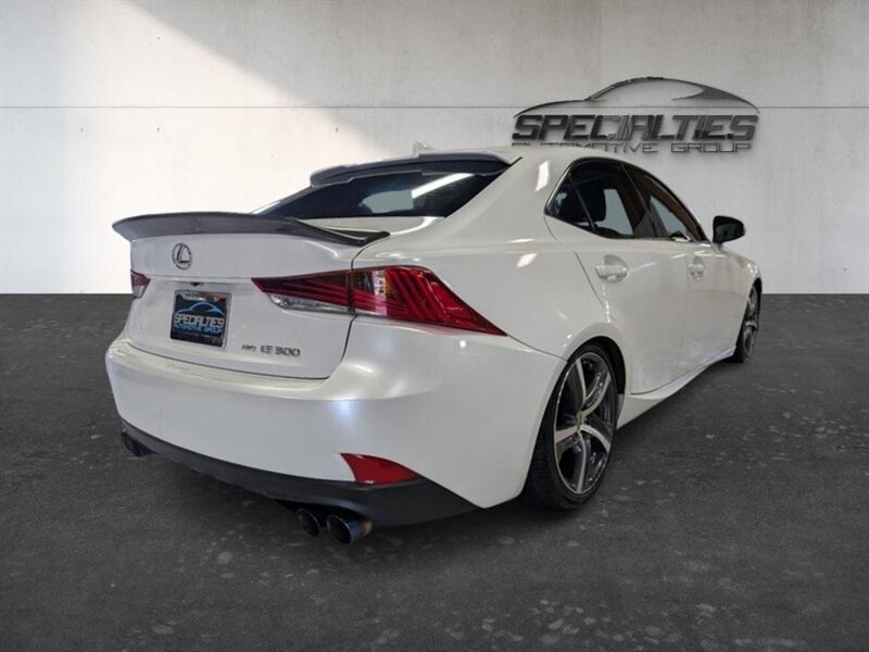 2017 Lexus IS 300 AWD - Photo 10 - Bountiful, UT 84010