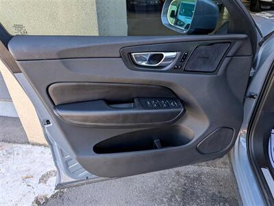 2022 Volvo XC60 Recharge T8 Inscription   - Photo 18 - Bountiful, UT 84010