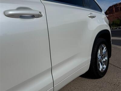 2015 Toyota Highlander Limited   - Photo 32 - St. George, UT 84770-2625