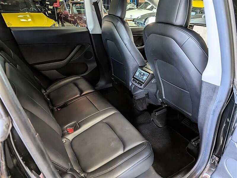 2021 Tesla Model Y Long Range FSD Capable - Photo 30 - Bountiful, UT 84010