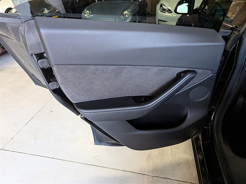 2021 Tesla Model Y Long Range FSD Capable - Photo 25 - Bountiful, UT 84010