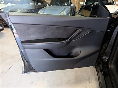 2021 Tesla Model Y Long Range FSD Capable - Photo 18 - Bountiful, UT 84010