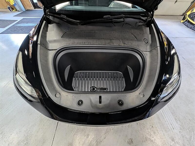 2021 Tesla Model Y Long Range FSD Capable - Photo 17 - Bountiful, UT 84010