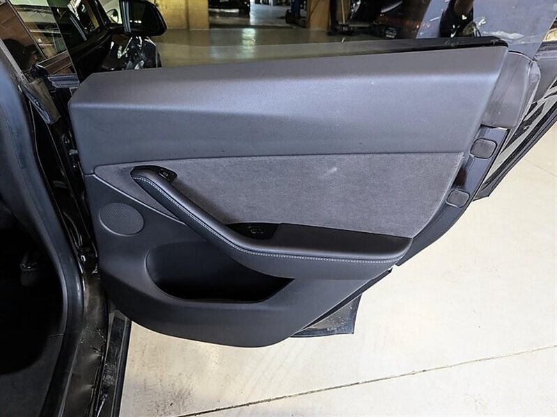 2021 Tesla Model Y Long Range FSD Capable - Photo 29 - Bountiful, UT 84010