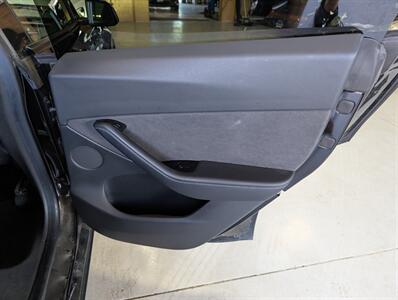 2021 Tesla Model Y Long Range   - Photo 29 - Bountiful, UT 84010