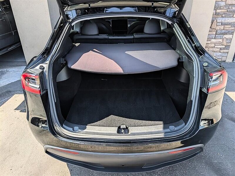 2021 Tesla Model Y Long Range FSD Capable - Photo 32 - Bountiful, UT 84010