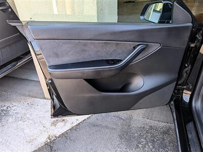 2021 Tesla Model Y Long Range FSD Capable - Photo 18 - Bountiful, UT 84010