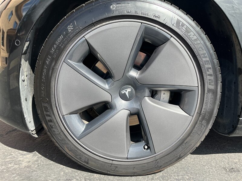 2021 Tesla Model 3 Long Range - Photo 34 - St. George, UT 84770-2625