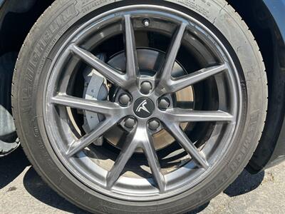2021 Tesla Model 3 Long Range - Photo 35 - St. George, UT 84770-2625