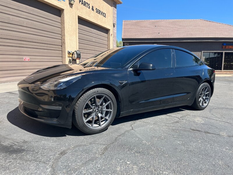 2021 Tesla Model 3 Long Range - Photo 8 - St. George, UT 84770-2625