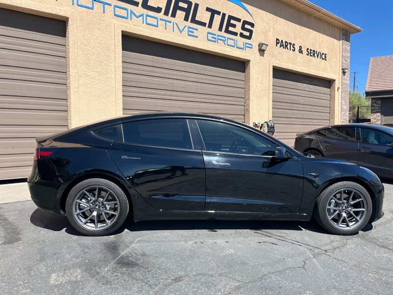 2021 Tesla Model 3 Long Range - Photo 6 - St. George, UT 84770-2625