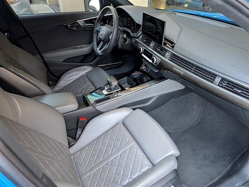 2022 Audi S4 Base Prestige photo 3