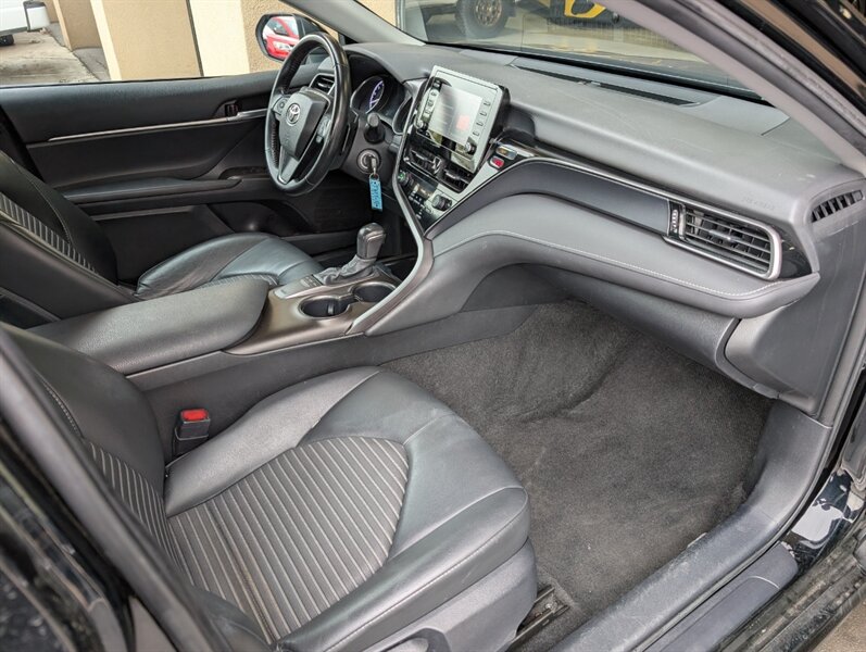 2023 Toyota Camry SE - Photo 4 - Bountiful, UT 84010