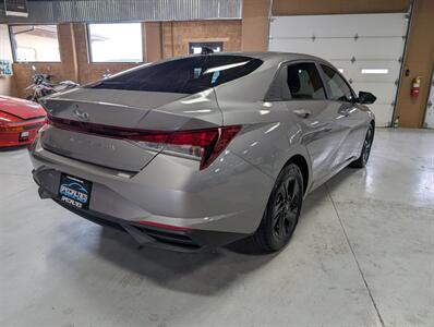 2023 Hyundai ELANTRA SEL   - Photo 10 - Bountiful, UT 84010