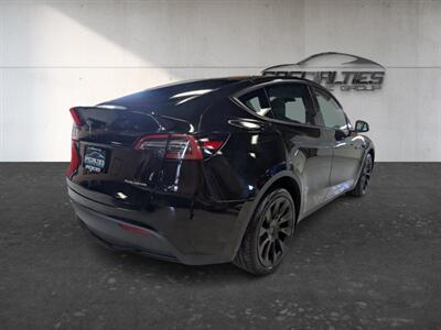 2023 Tesla Model Y Long Range   - Photo 10 - Bountiful, UT 84010