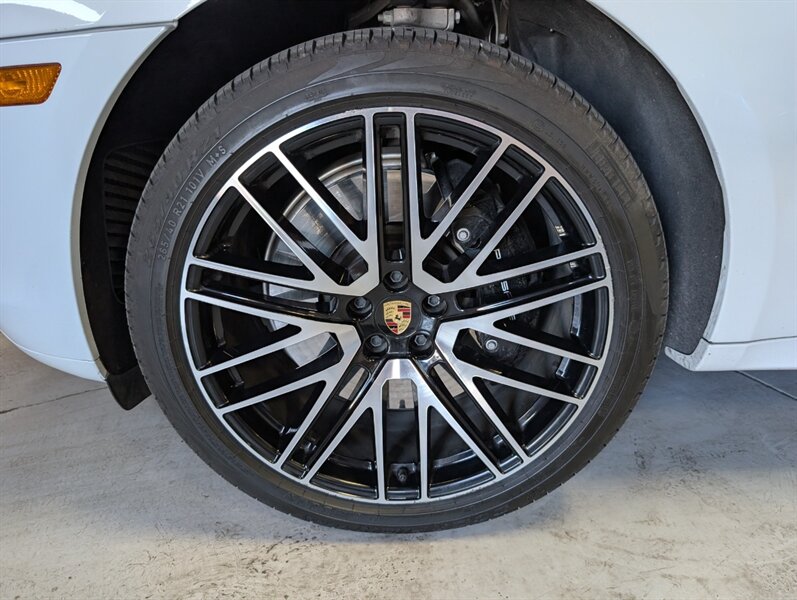 2024 Porsche Macan GTS - Photo 15 - Bountiful, UT 84010