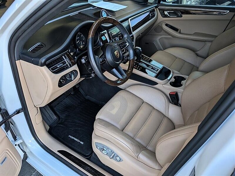 2024 Porsche Macan GTS - Photo 2 - Bountiful, UT 84010